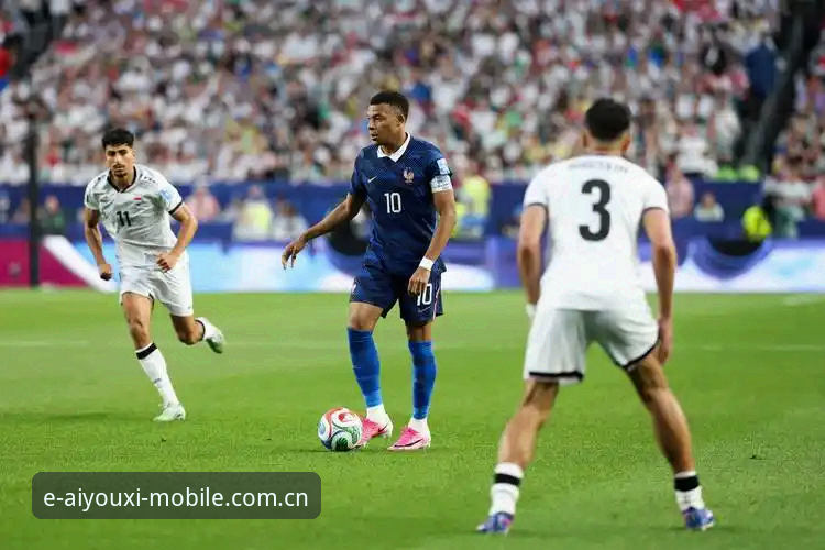 法国3-0伊拉克全场比赛回顾：姆巴佩双响追平克洛泽纪录